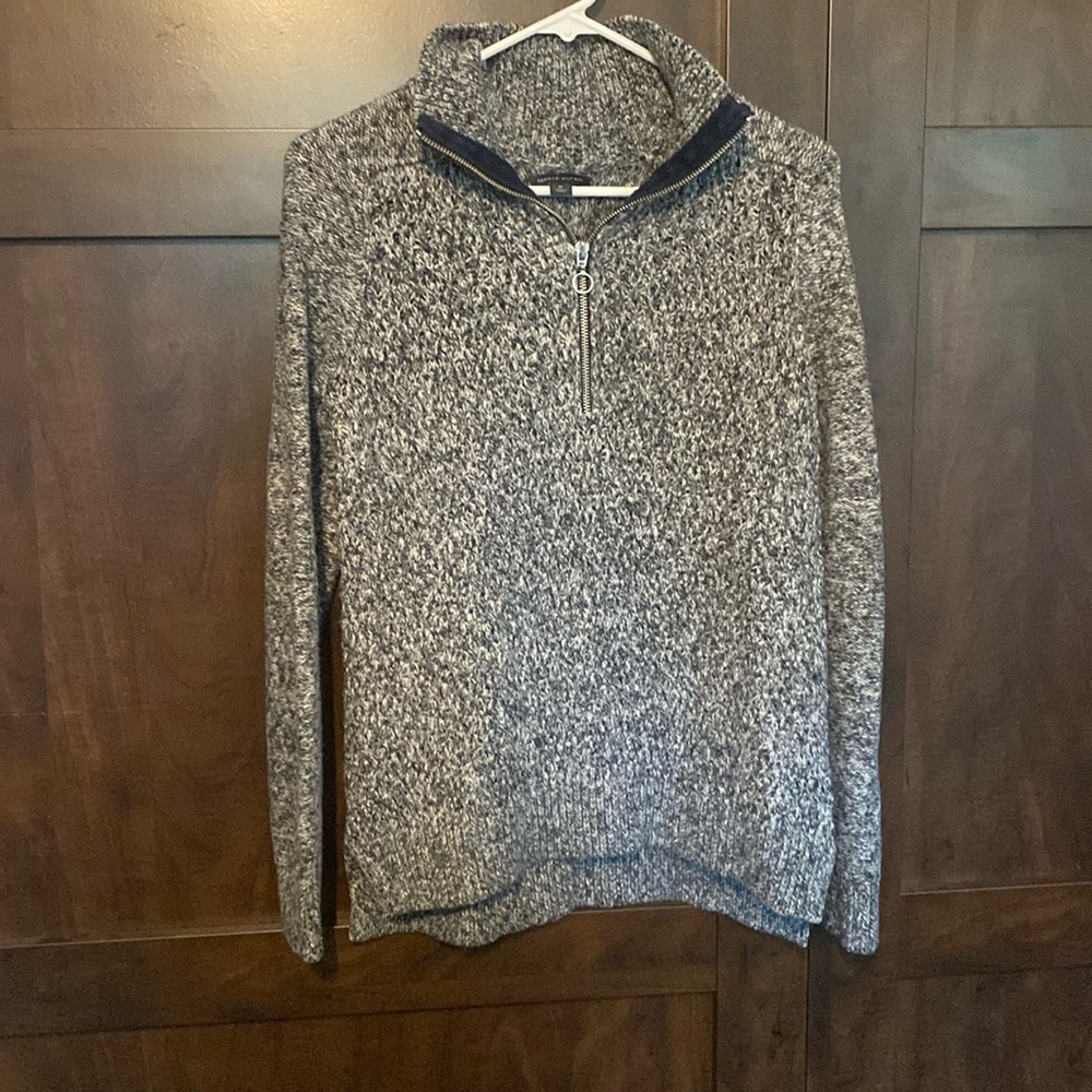 Tommy Hilfiger sweater